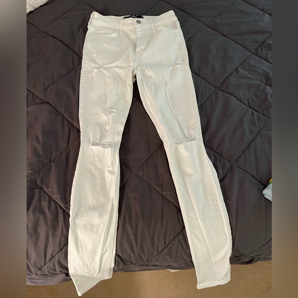 Hollister White Ripped Skinny Jeans